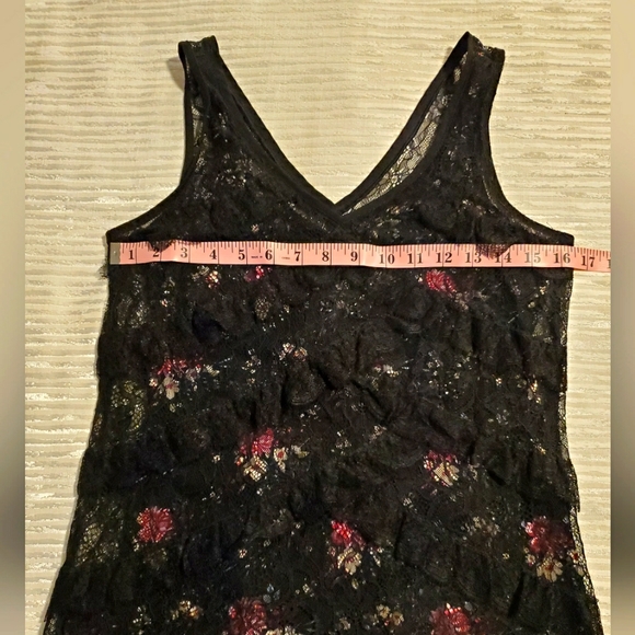 WHBM Lace Shell Top - Picture 9 of 10